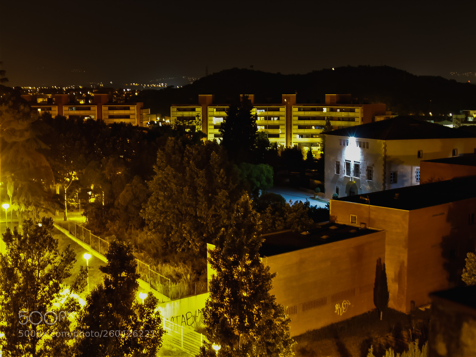 Canon EOS 600D (Rebel EOS T3i / EOS Kiss X5) sample photo. Edited photography