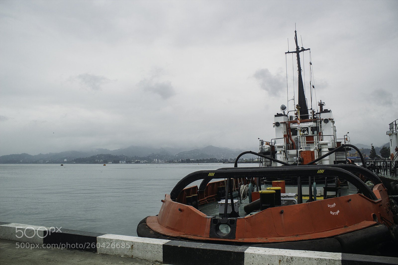 Canon EOS 600D (Rebel EOS T3i / EOS Kiss X5) sample photo. Sea city. photography