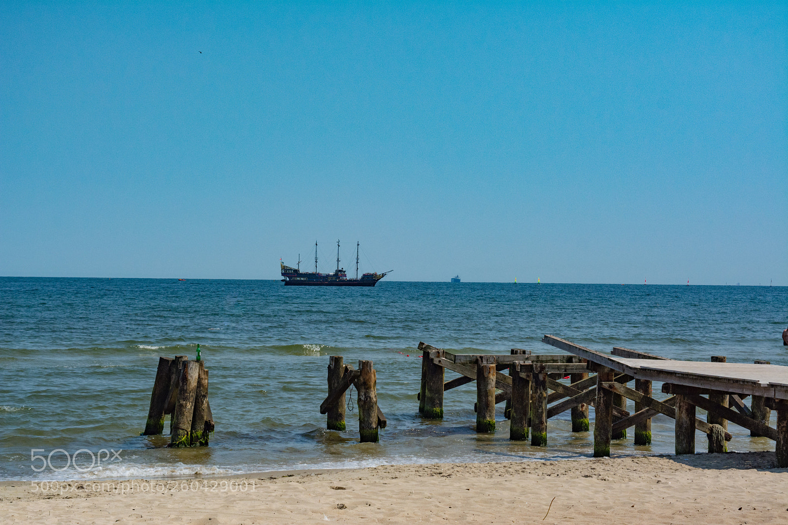 Nikon D5200 sample photo. Boat photography