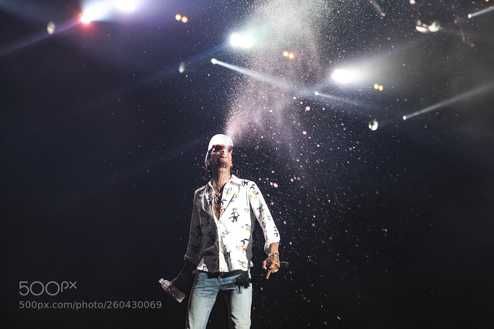 Canon EOS 5D Mark II sample photo. Wiz khalifa at work. photography