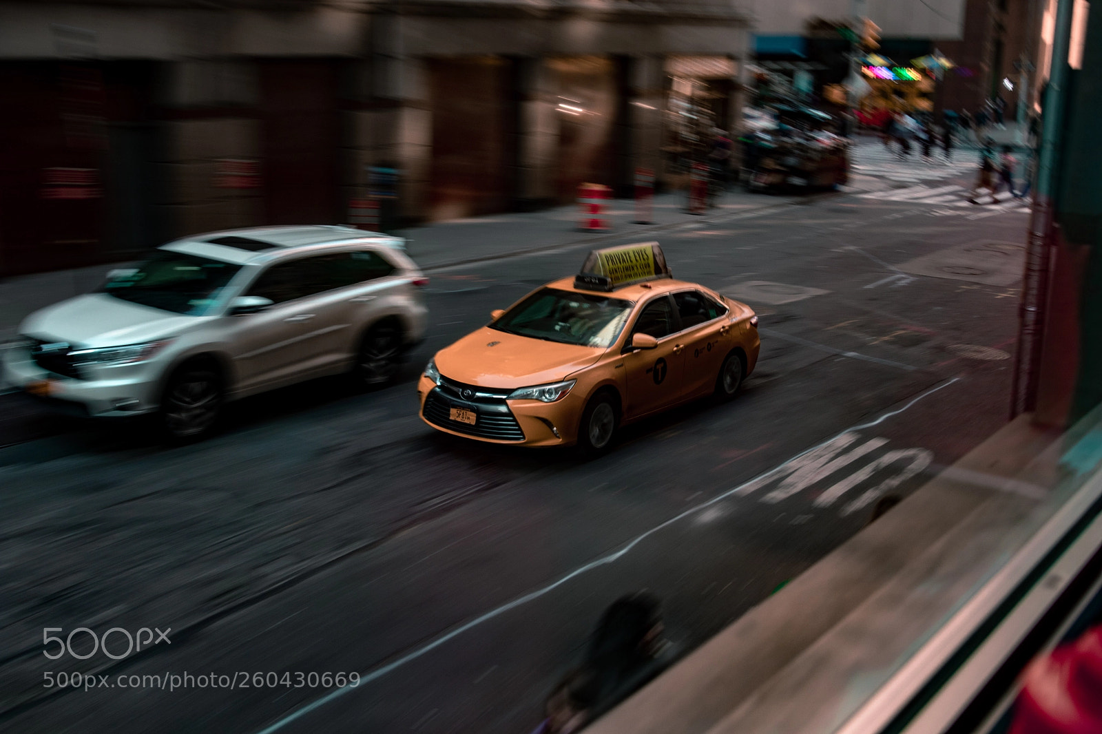 Canon EOS 80D sample photo. New york taxi photography