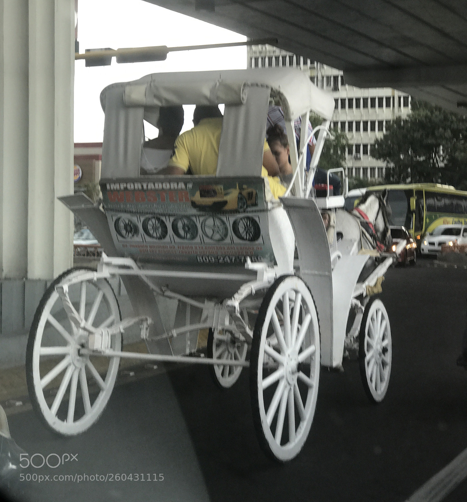 Apple iPhone 7 Plus sample photo. Horse cart  photography