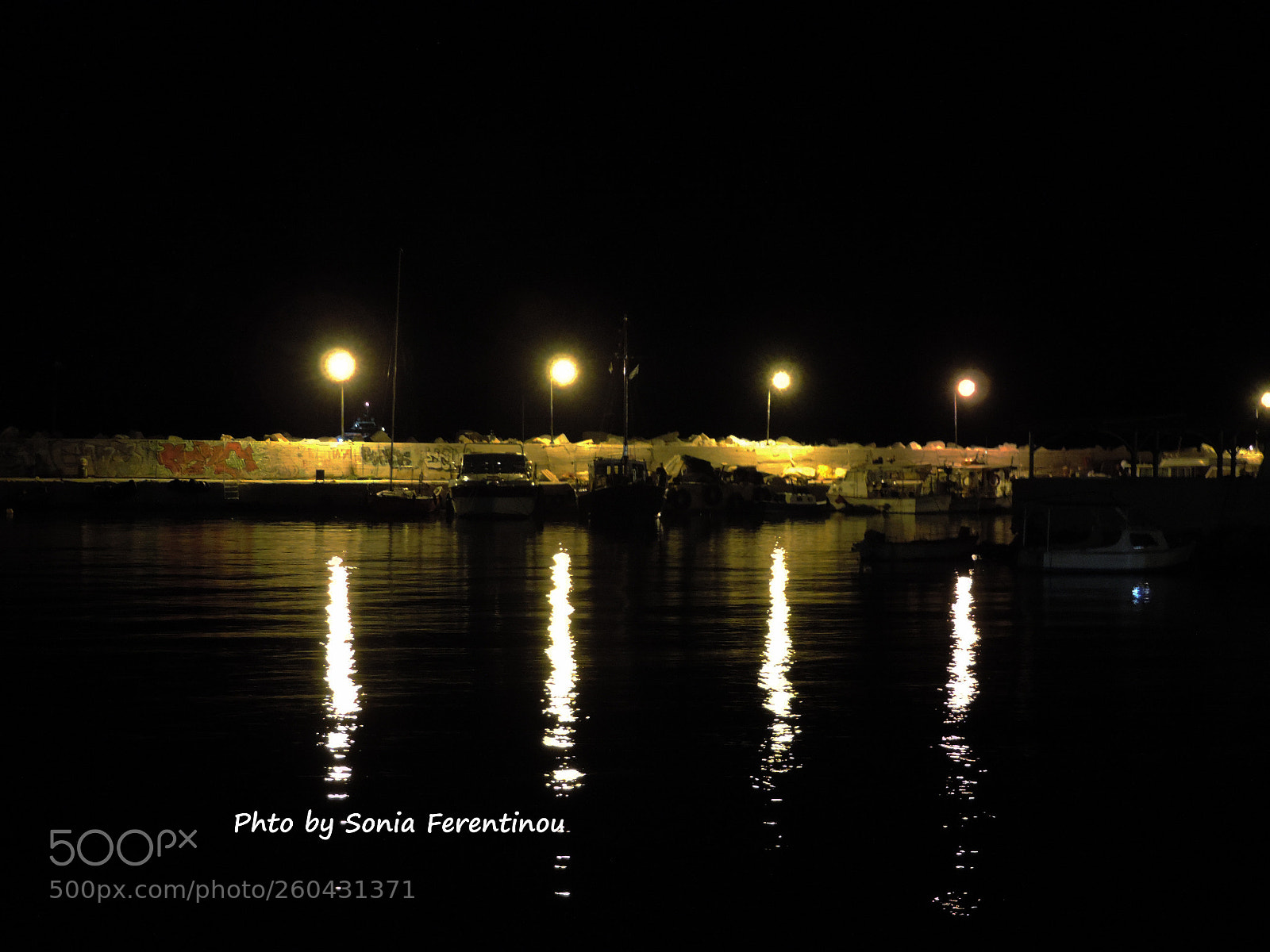 Nikon Coolpix P520 sample photo. In the loneliness of photography