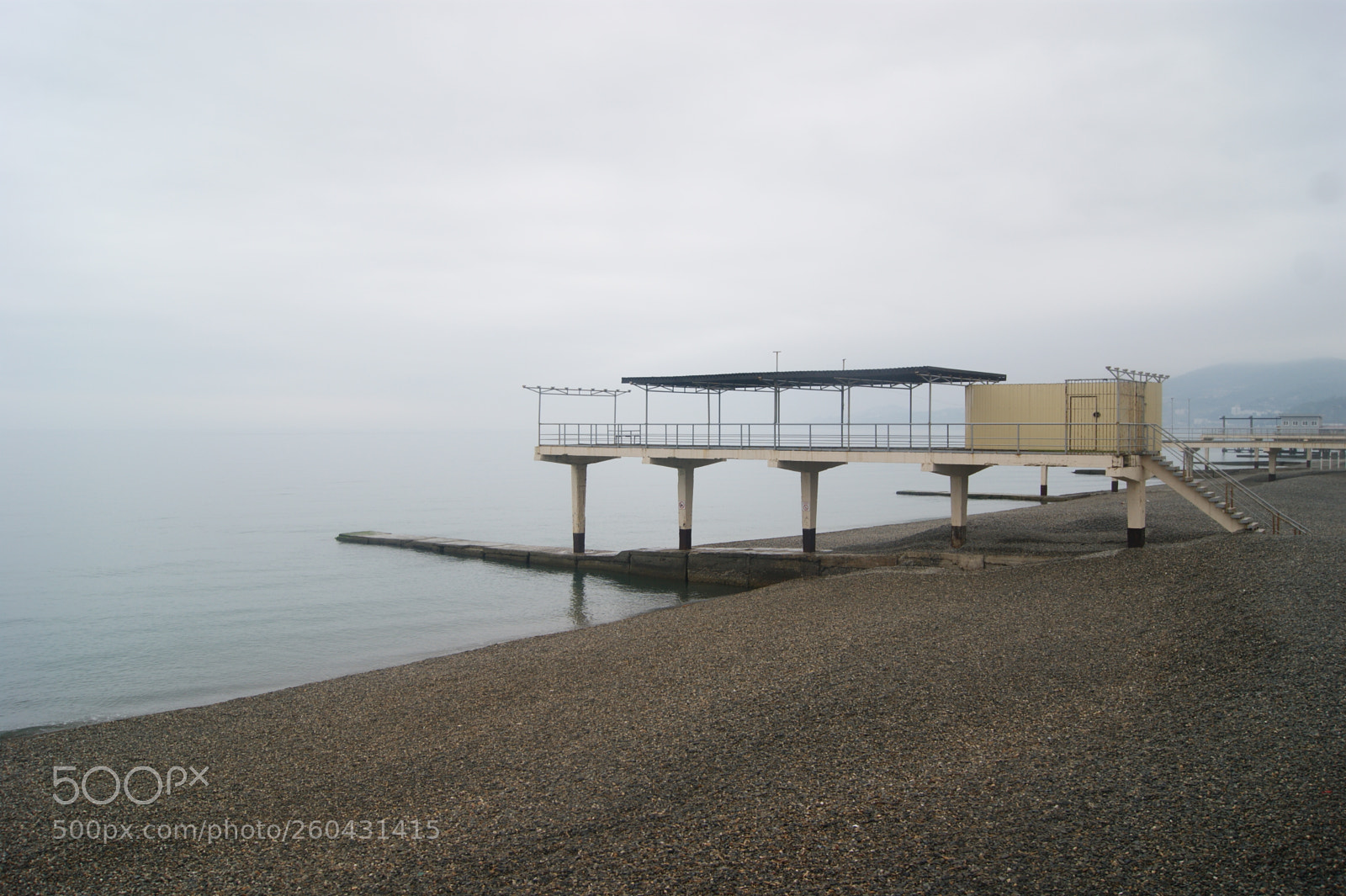 Sony Alpha DSLR-A390 sample photo. The old pier photography