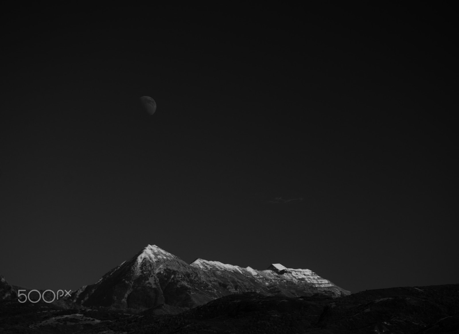 Nikon D3000 sample photo. Mt timpanogos with moon photography
