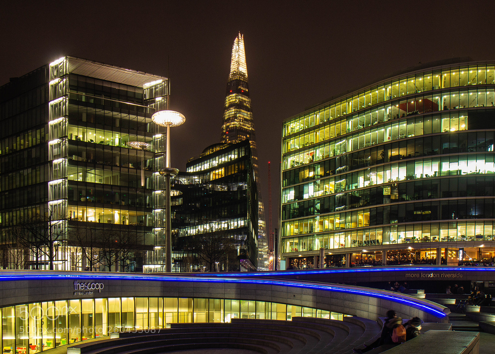 Canon EOS 600D (Rebel EOS T3i / EOS Kiss X5) sample photo. London at night photography