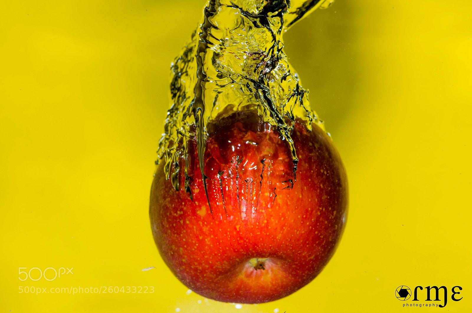 Nikon D5100 sample photo. Fruit under water photography