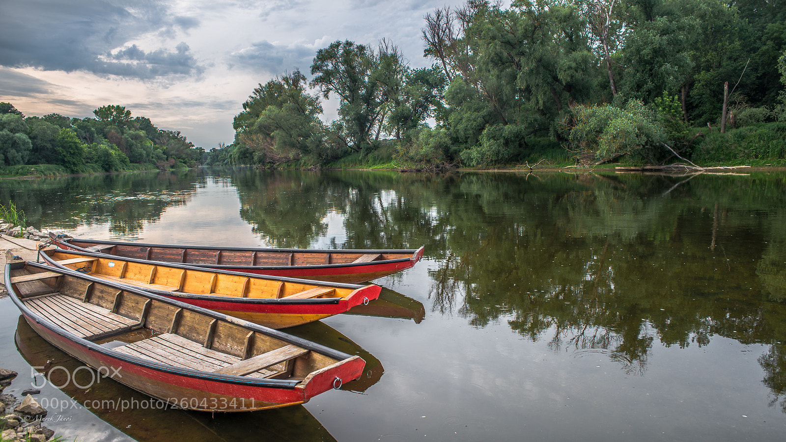 Nikon D800 sample photo. Lazy flow photography
