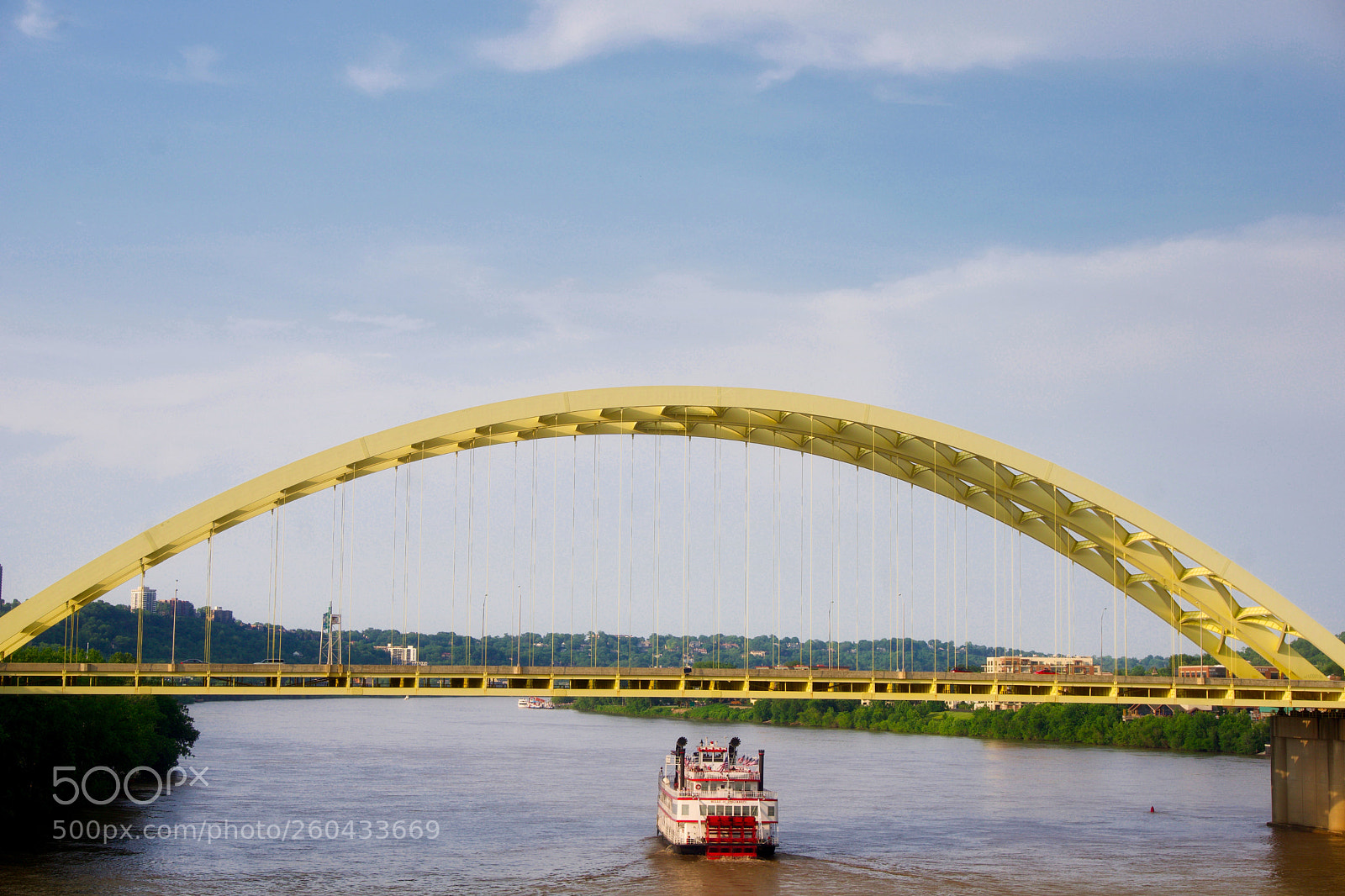 Sony a6000 sample photo. The belle of cincinnati photography