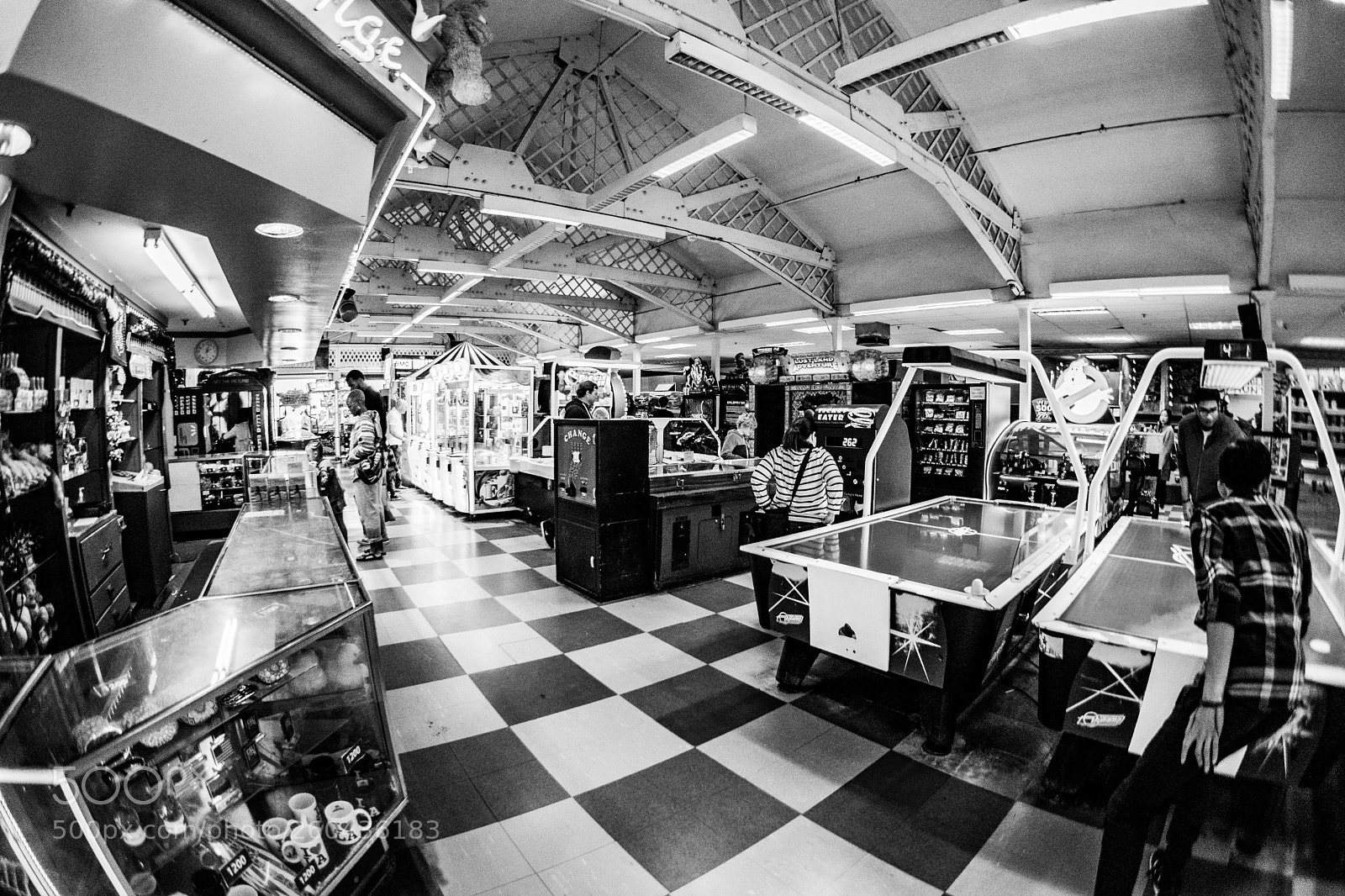 Sony a6300 sample photo. Arcade madness photography