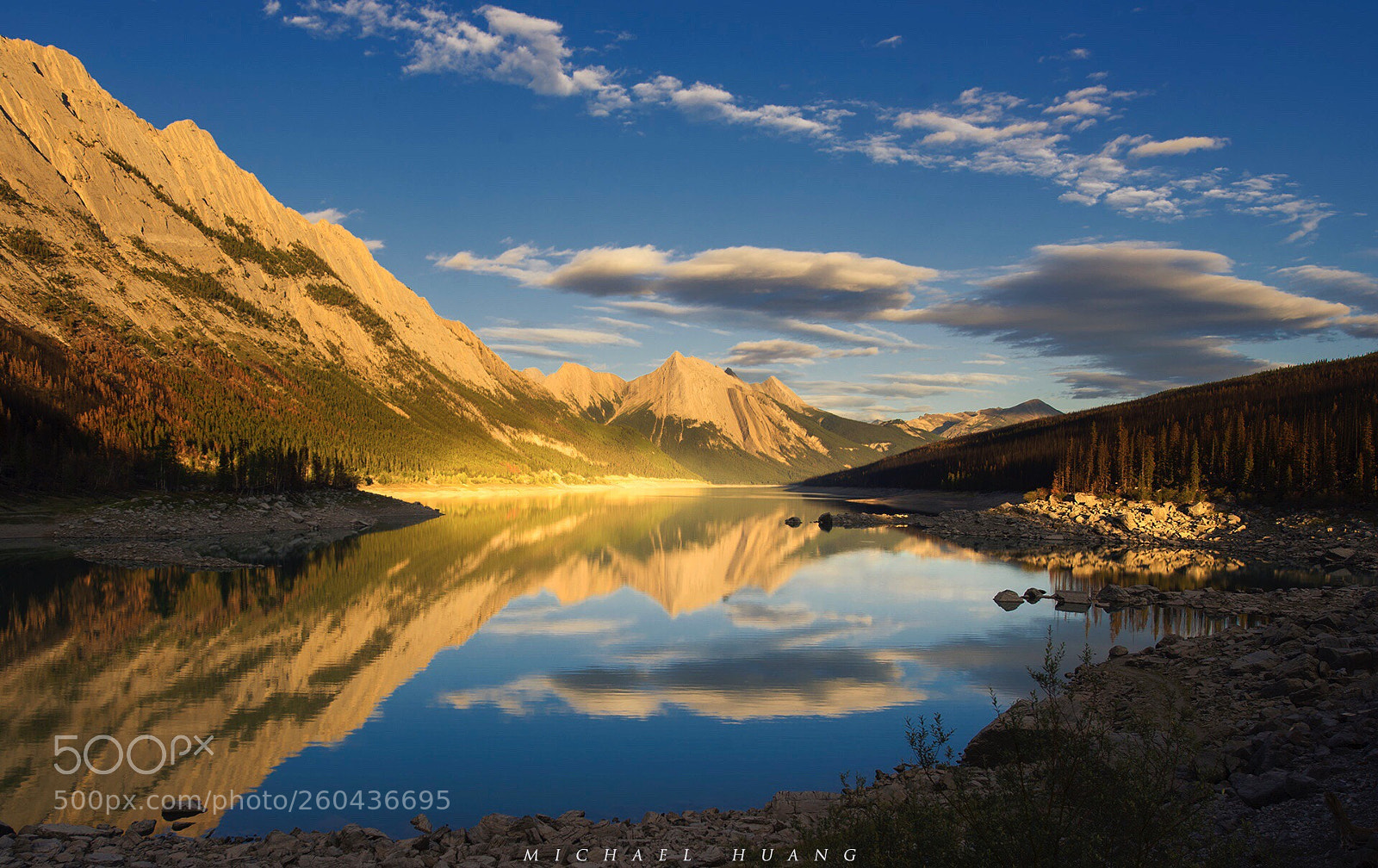 Nikon D600 sample photo. 黄金魔法湖（medicine lake） photography