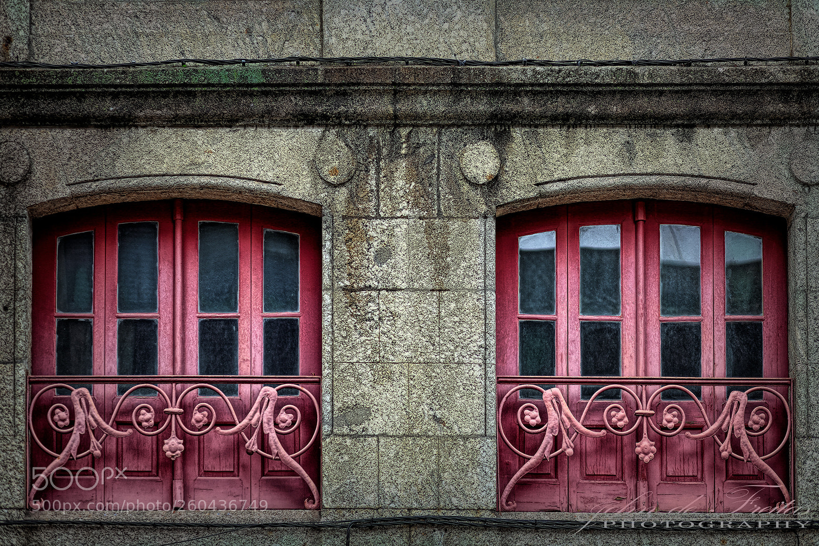 Canon EOS 5D Mark II sample photo. Windows photography