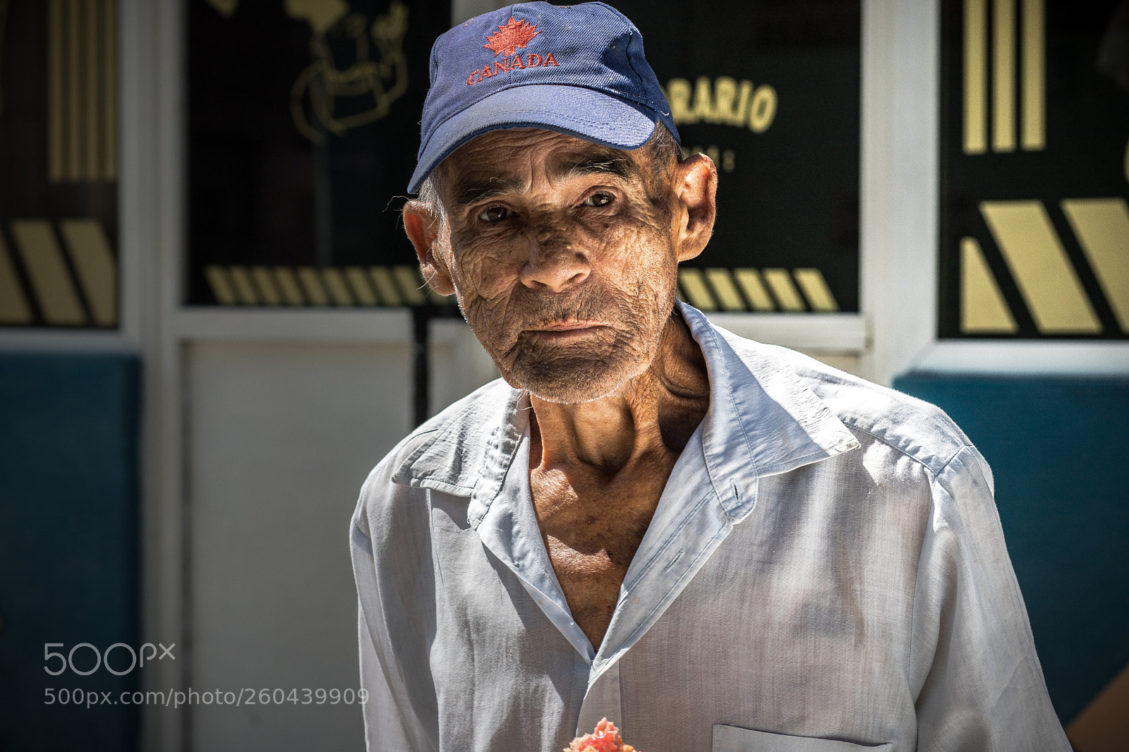 Canon EOS 6D Mark II sample photo. Streets of havana photography