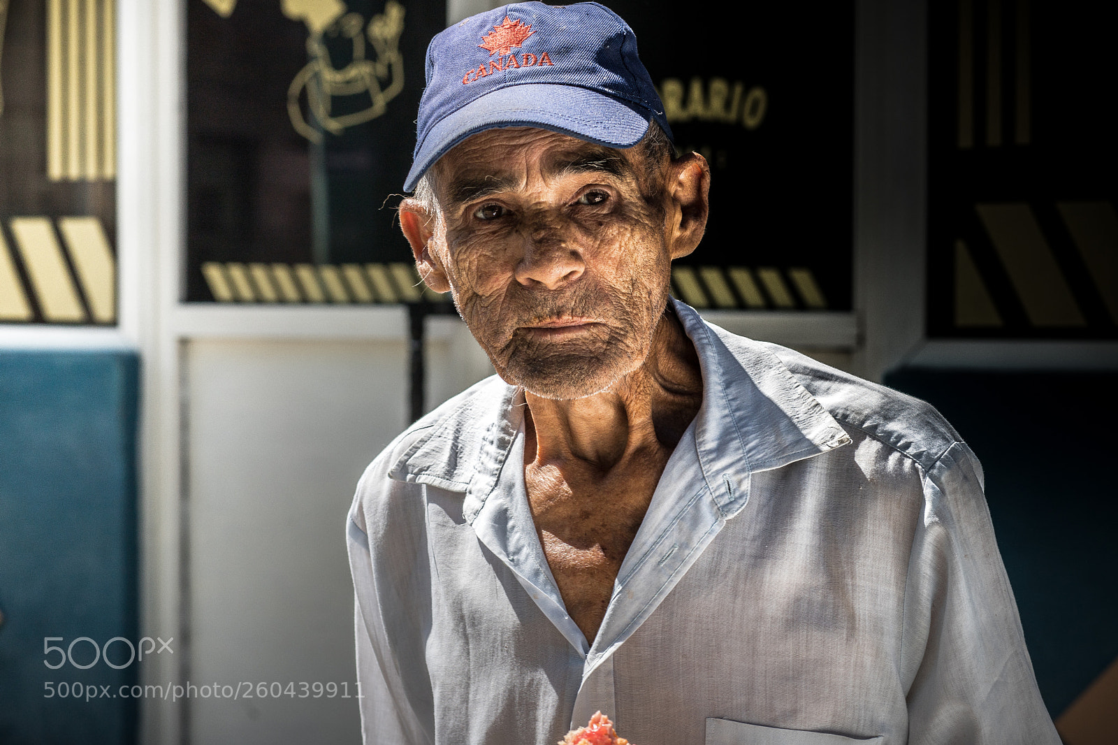 Canon EOS 6D Mark II sample photo. Streets of havana photography