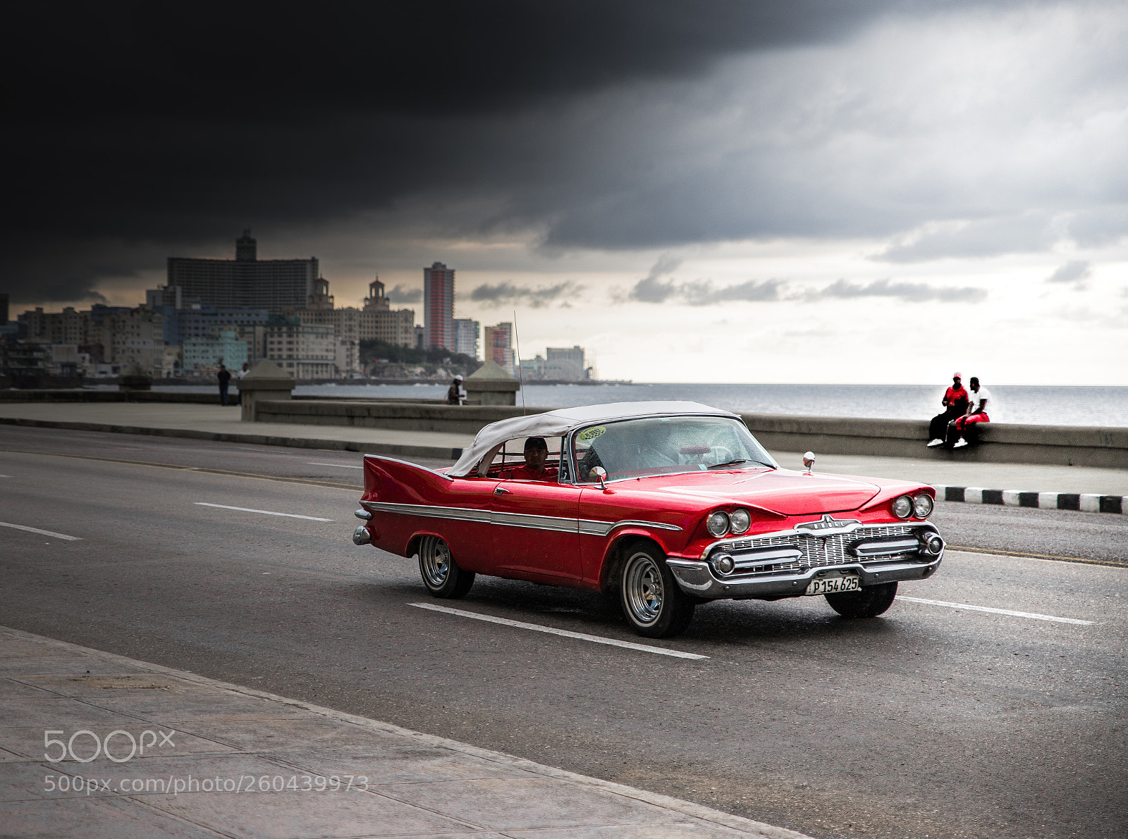 Canon EOS 6D Mark II sample photo. Streets of havana photography