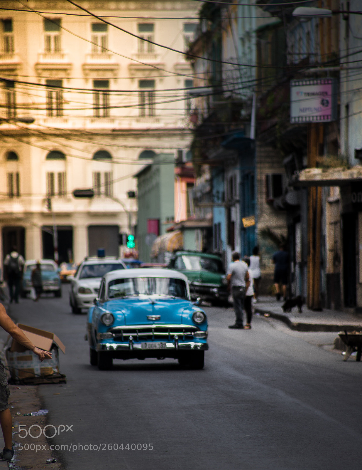 Canon EOS 6D Mark II sample photo. Streets of havana photography