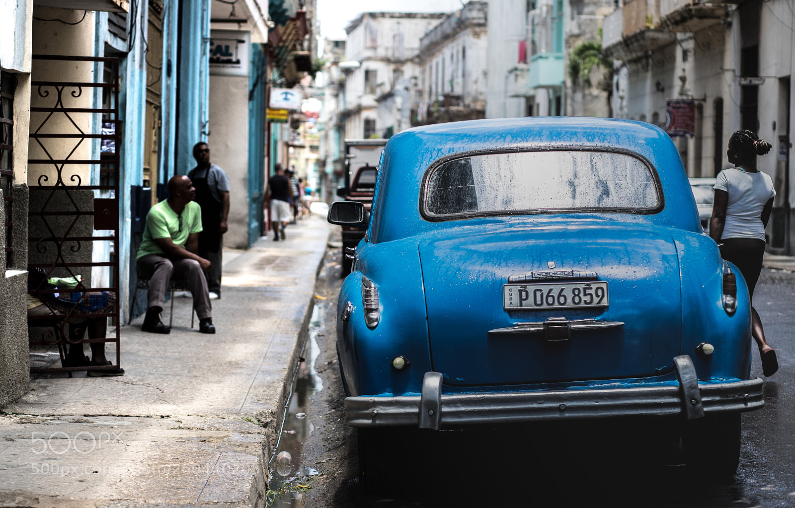 Canon EOS 6D Mark II sample photo. Streets of havana photography