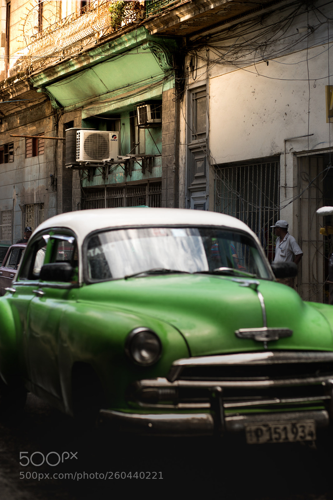Canon EOS 6D Mark II sample photo. Streets of havana photography