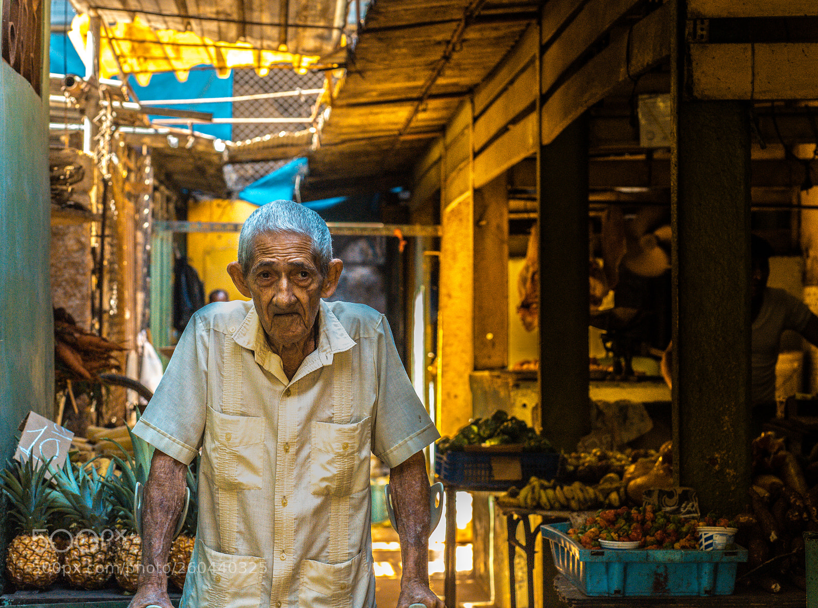 Canon EOS 6D Mark II sample photo. Streets of havana photography