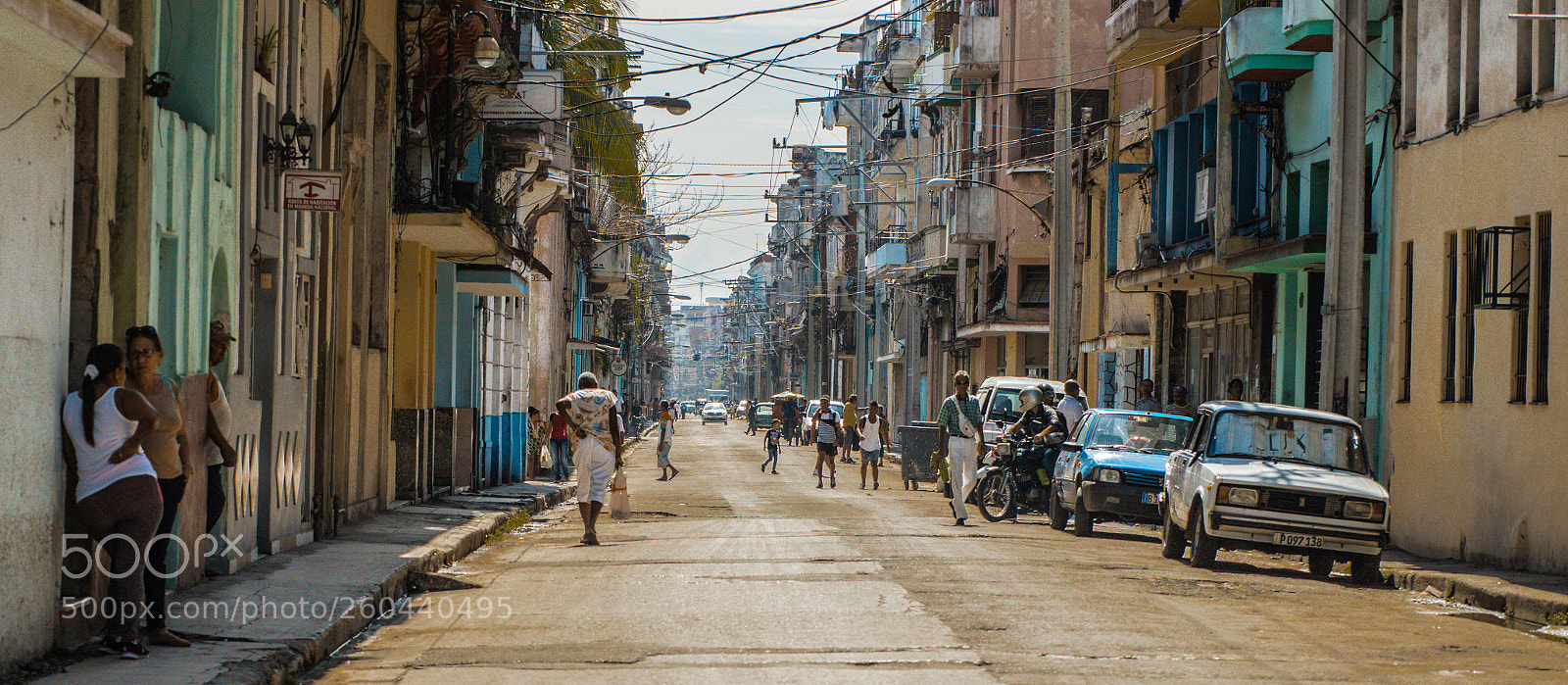 Canon EOS 6D Mark II sample photo. Streets of havana photography