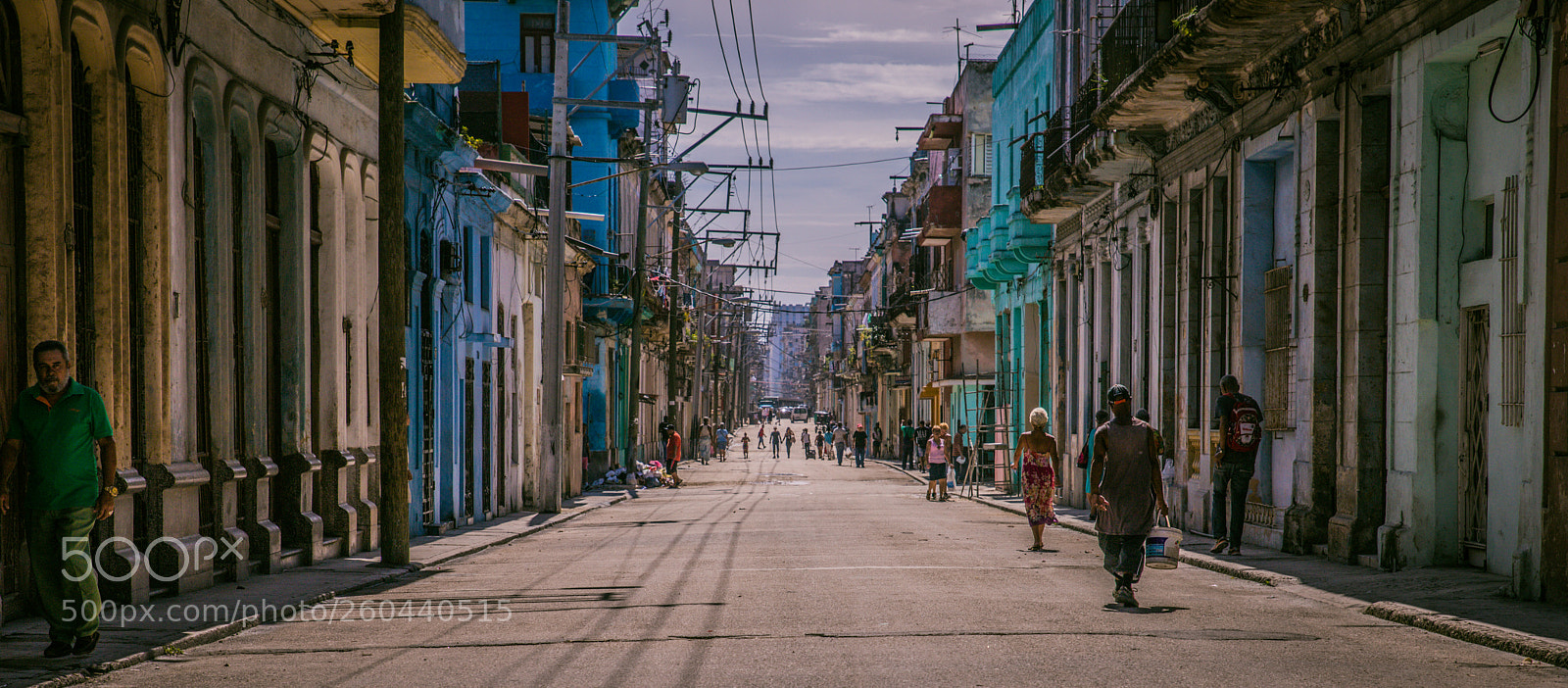 Canon EOS 6D Mark II sample photo. Streets of havana photography