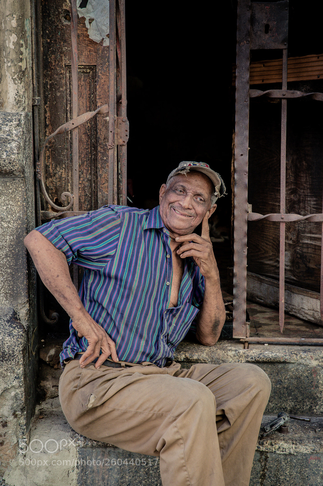 Canon EOS 6D Mark II sample photo. Streets of havana photography