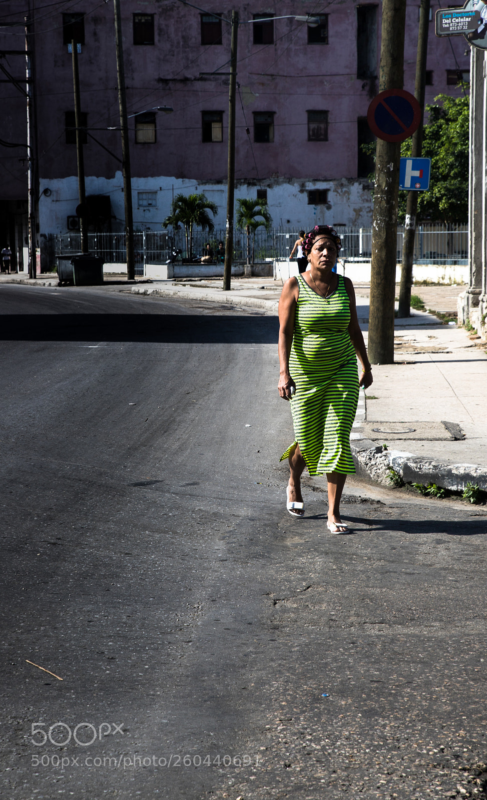 Canon EOS 6D Mark II sample photo. Streets of havana photography