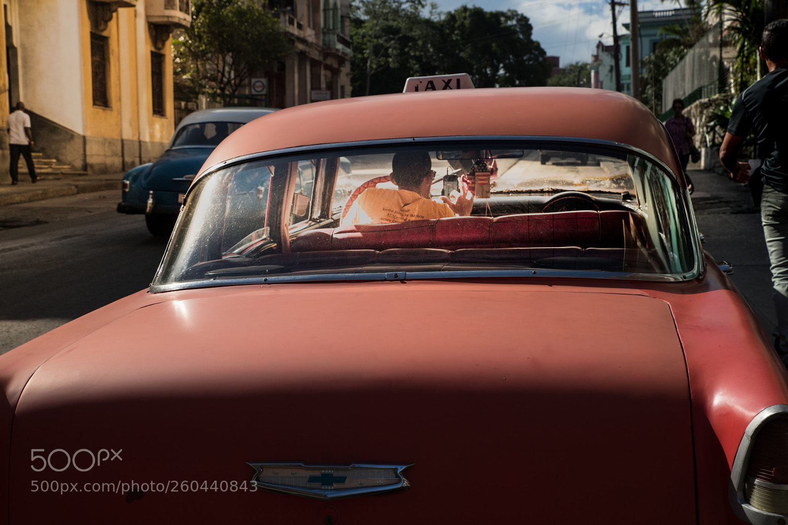 Canon EOS 6D Mark II sample photo. Streets of havana photography