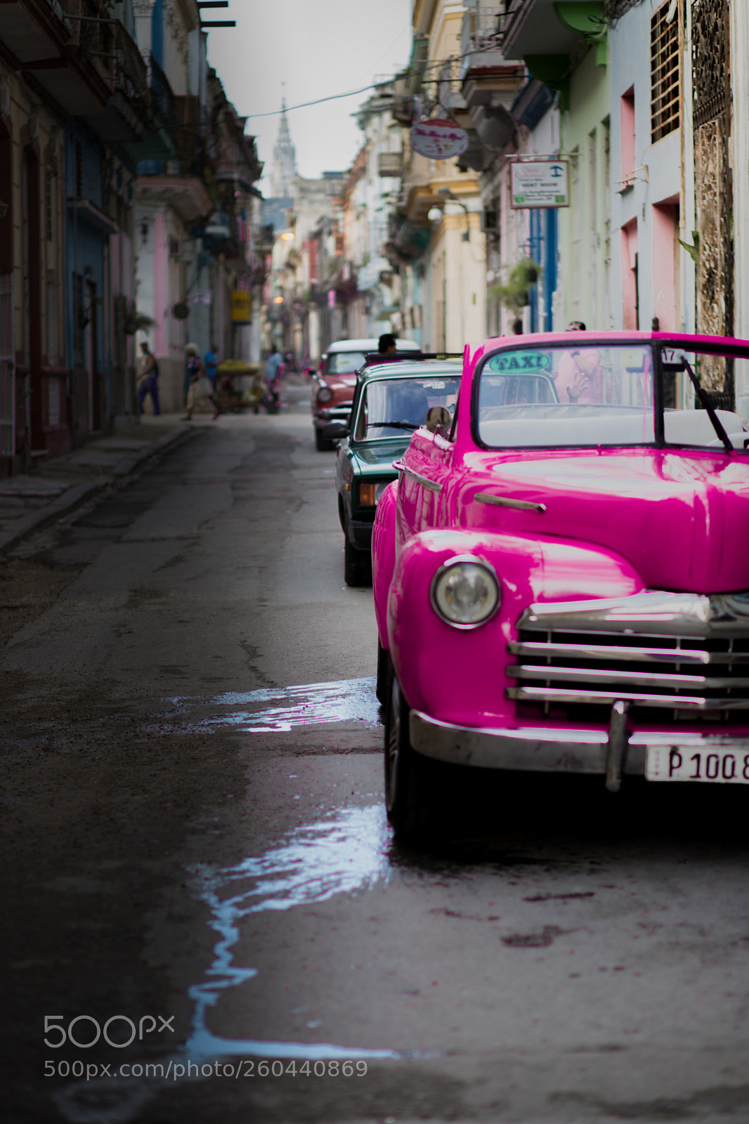 Canon EOS 6D Mark II sample photo. Streets of havana photography