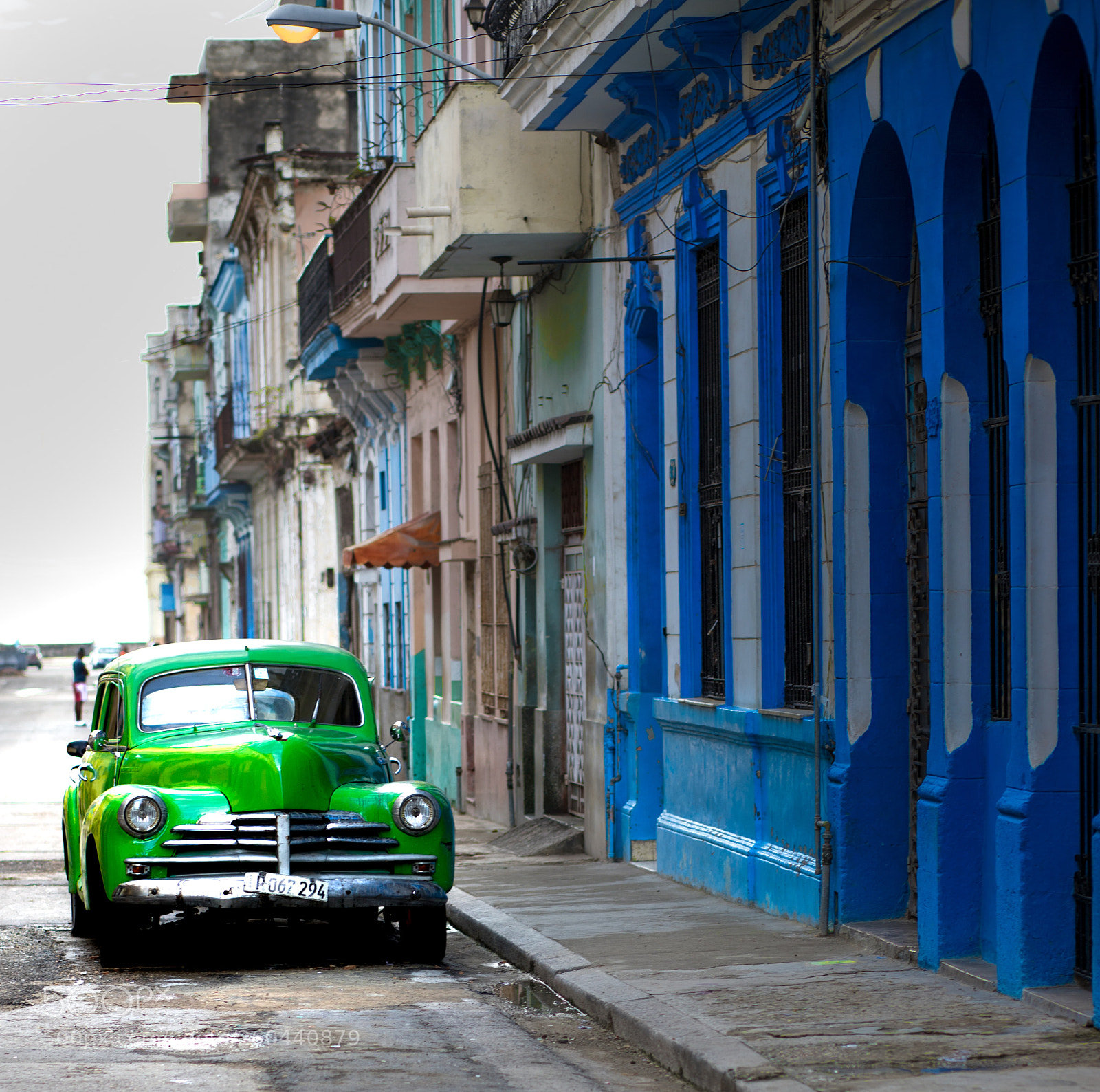 Canon EOS 6D Mark II sample photo. Streets of havana photography
