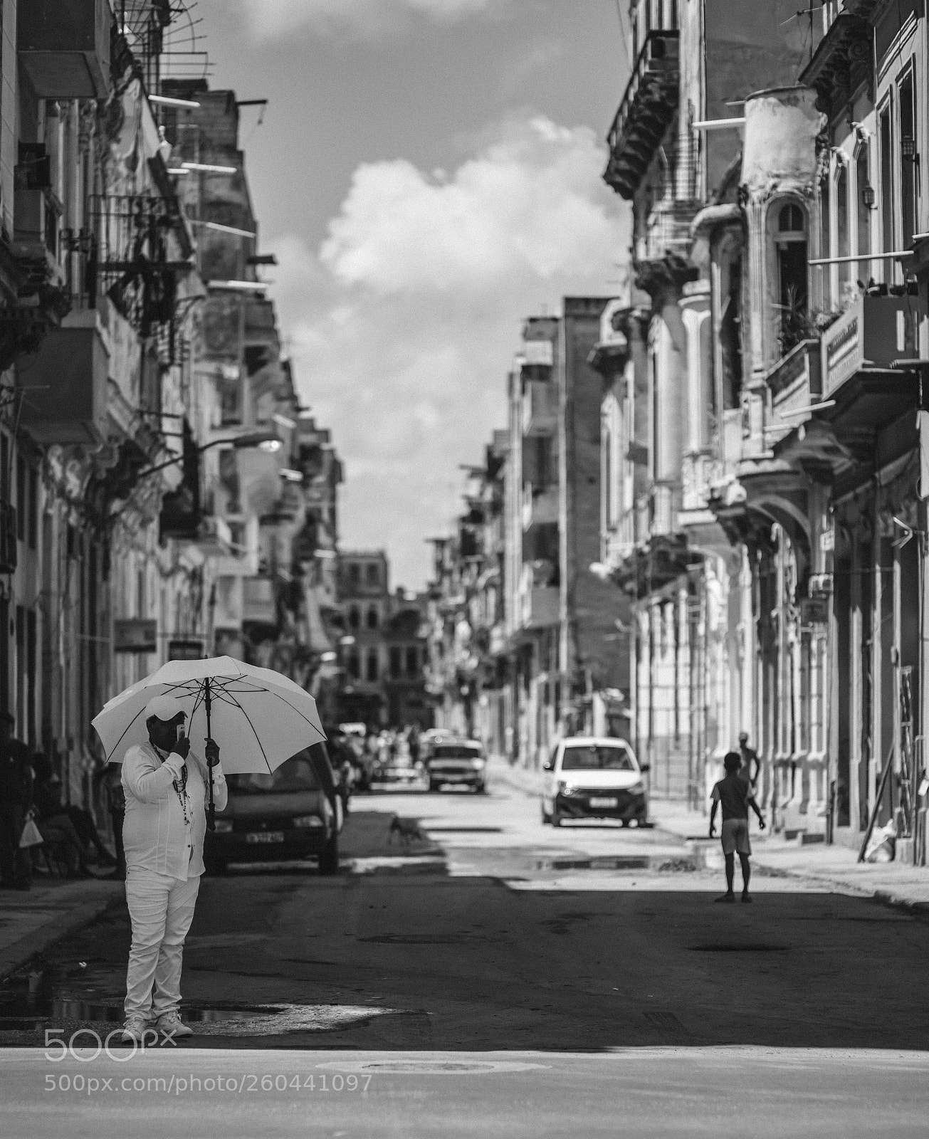 Canon EOS 6D Mark II sample photo. Streets of havana photography