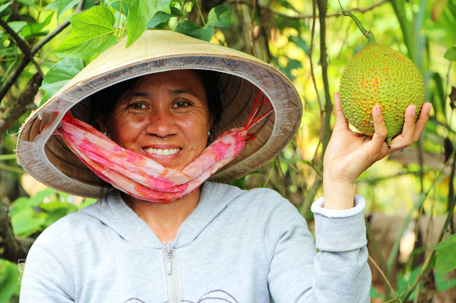 Canon EOS 650D (EOS Rebel T4i / EOS Kiss X6i) sample photo. Jackfruit vietnamese lady photography
