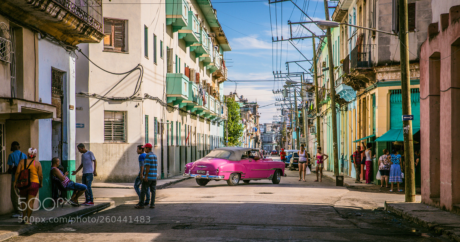 Canon EOS 6D Mark II sample photo. Streets of havana photography
