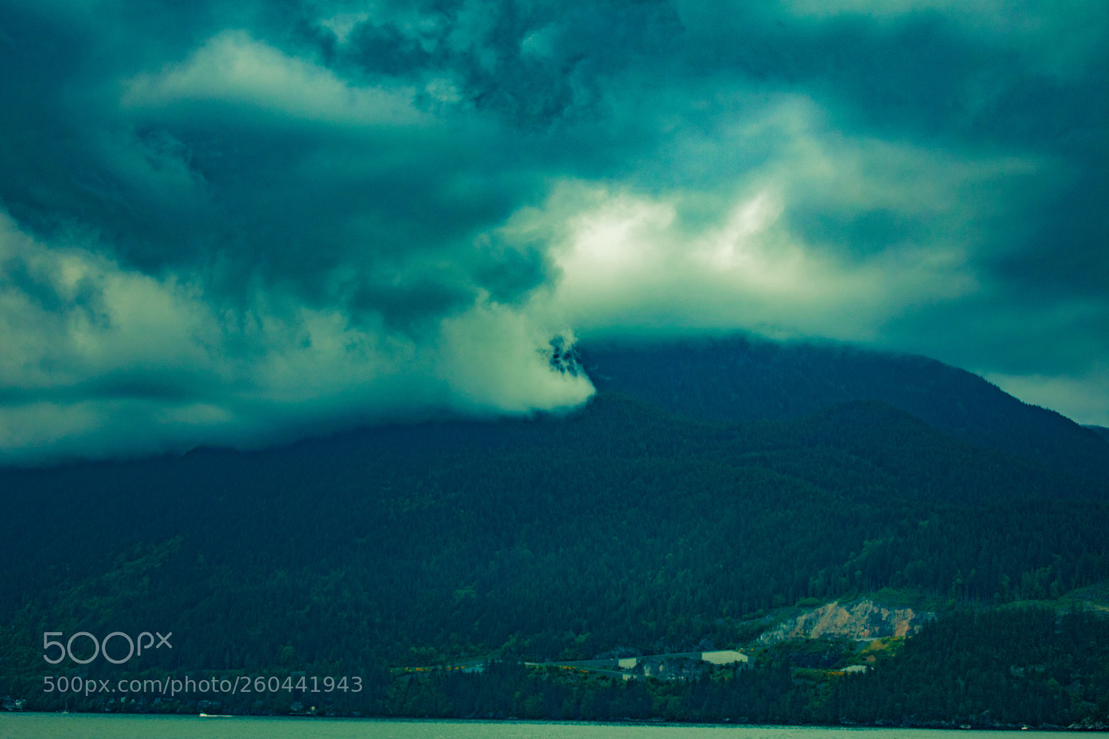 Nikon D3400 sample photo. Storm brewing photography