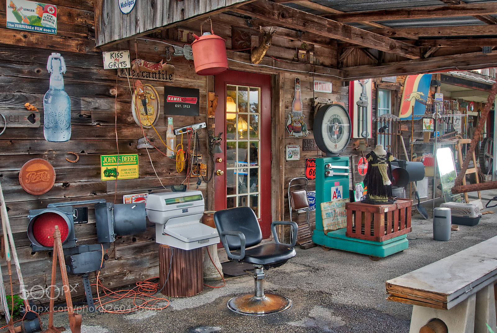 Nikon D750 sample photo. Vintage antique shop photography
