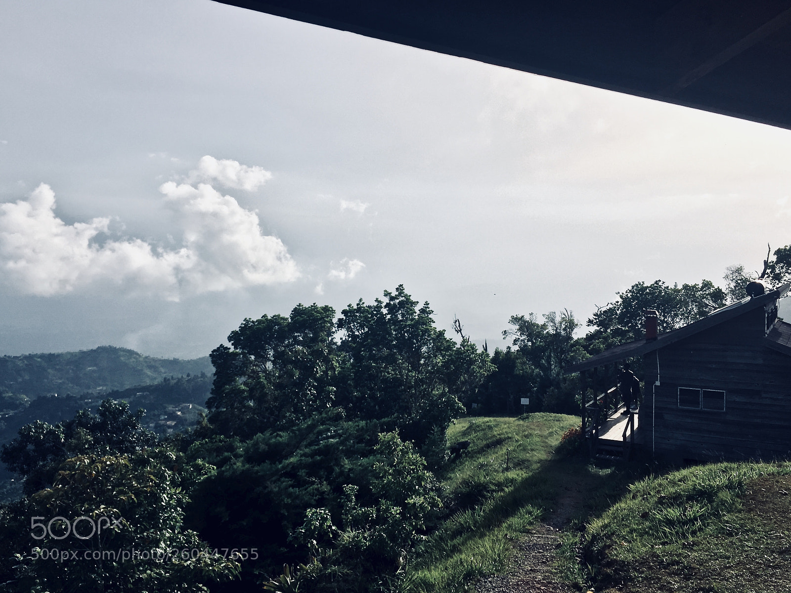 Apple iPhone 6 sample photo. Moutaintop cabin photography