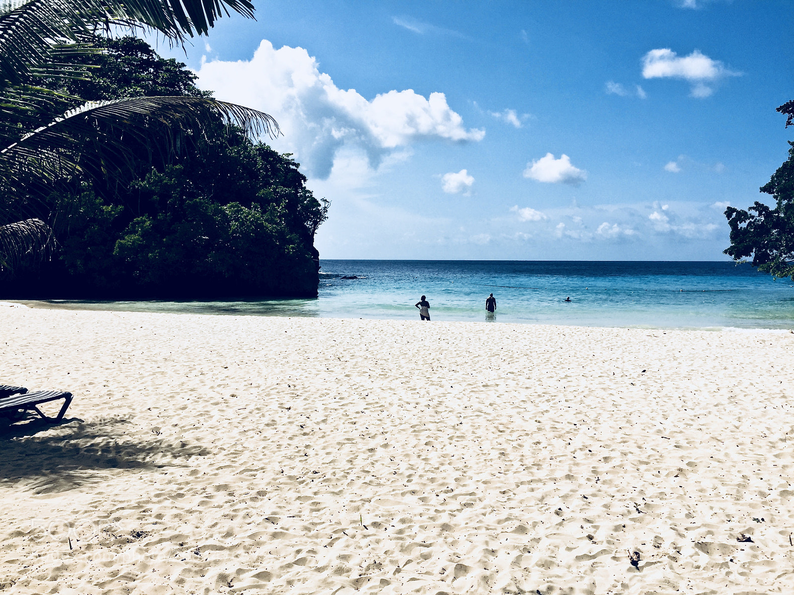 Apple iPhone 6 sample photo. A secluded beach photography