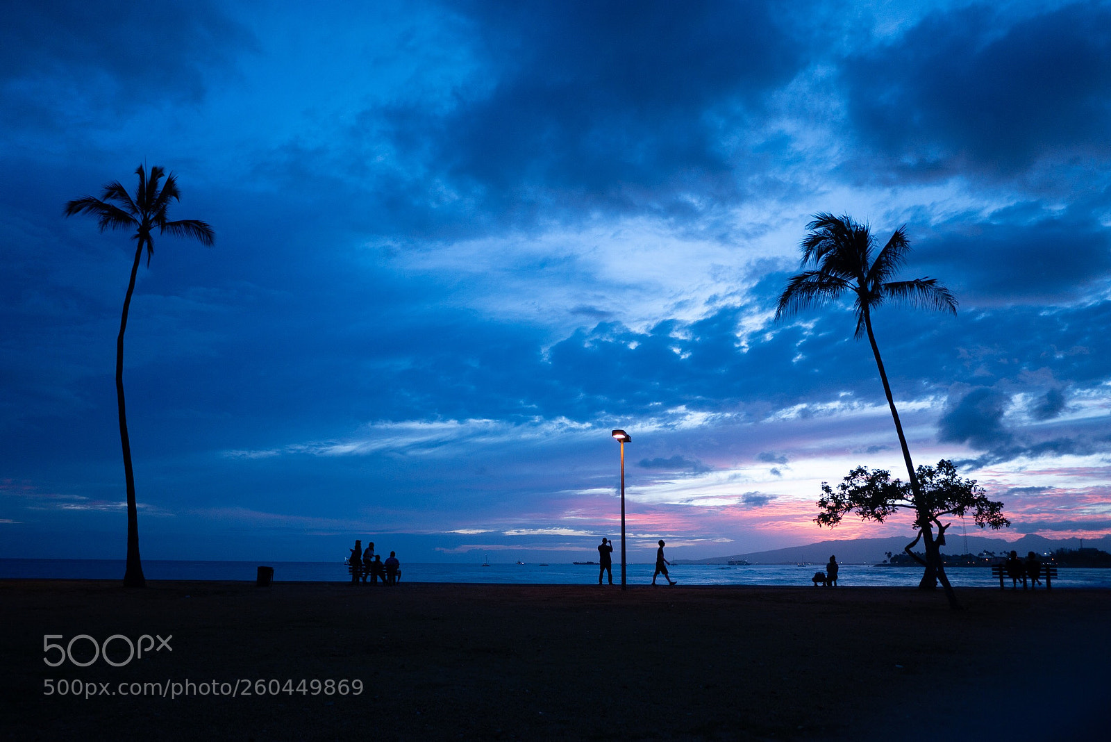 Panasonic Lumix DMC-GX7 sample photo. Ala moana blue photography