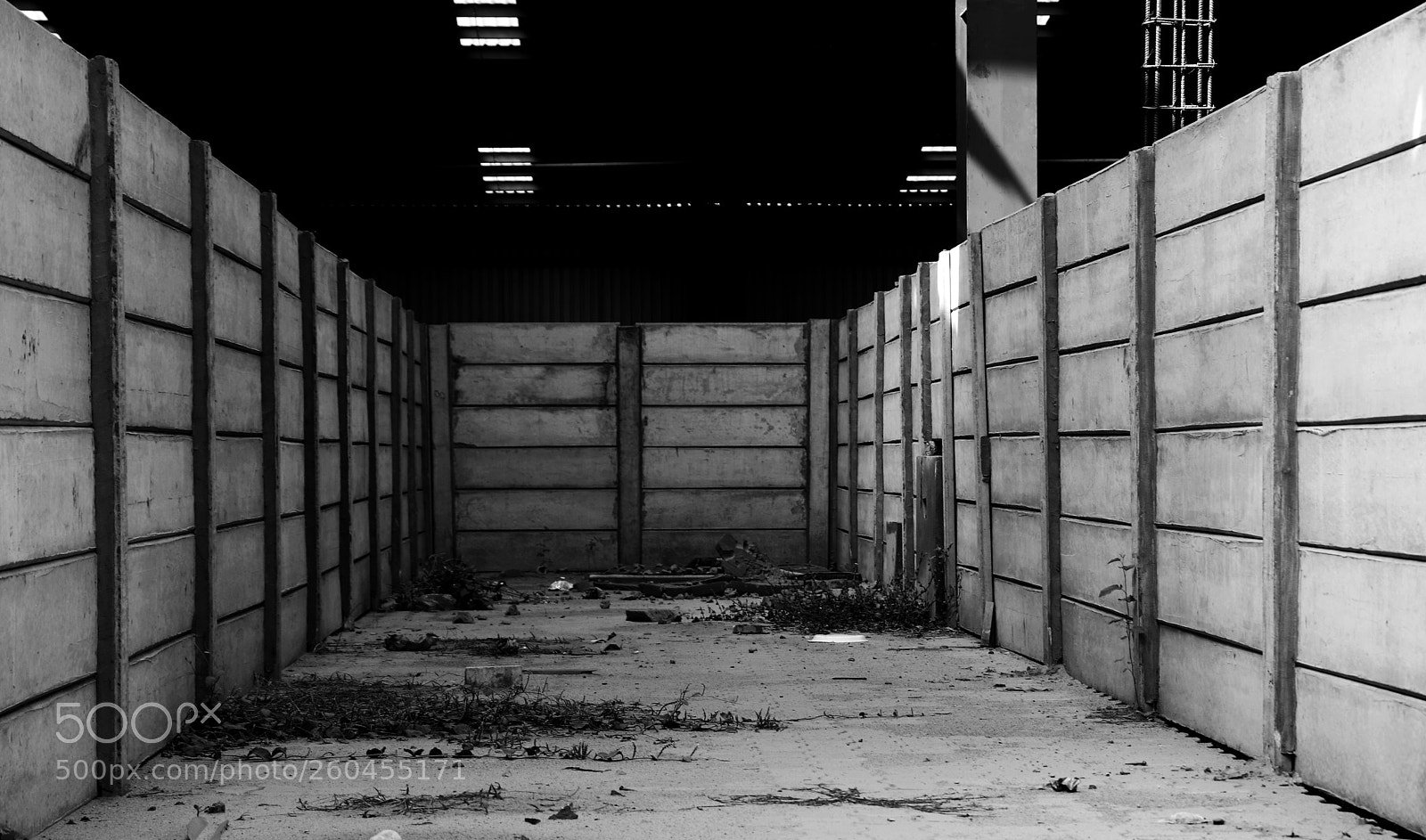 Canon EOS 80D sample photo. Empty spaces photography