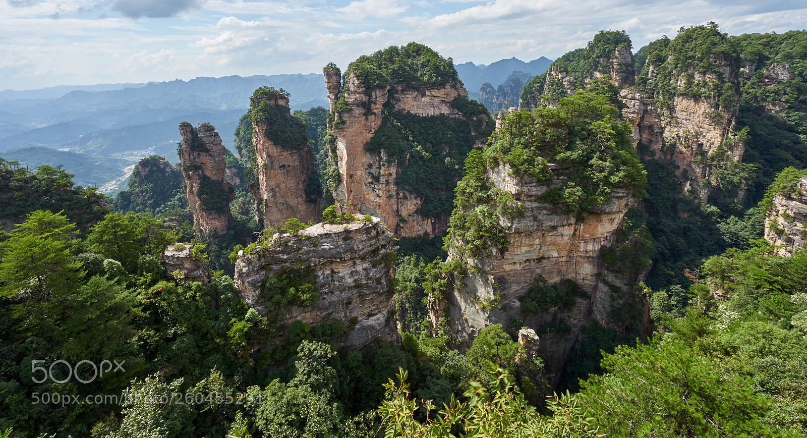 Sony a7 sample photo. Zhangjiajie raw photography
