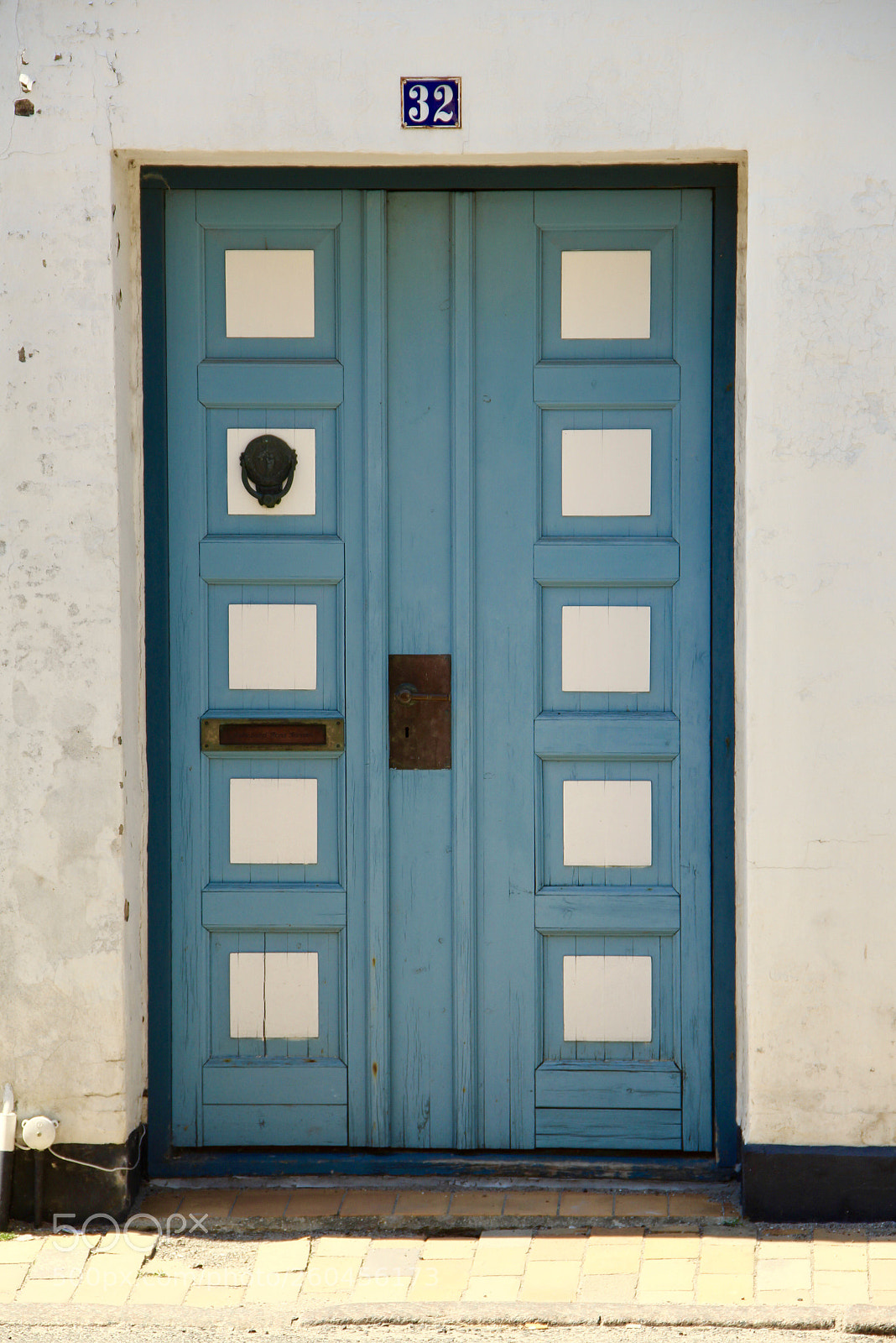 Canon EOS 1300D (EOS Rebel T6 / EOS Kiss X80) sample photo. Doorway photography