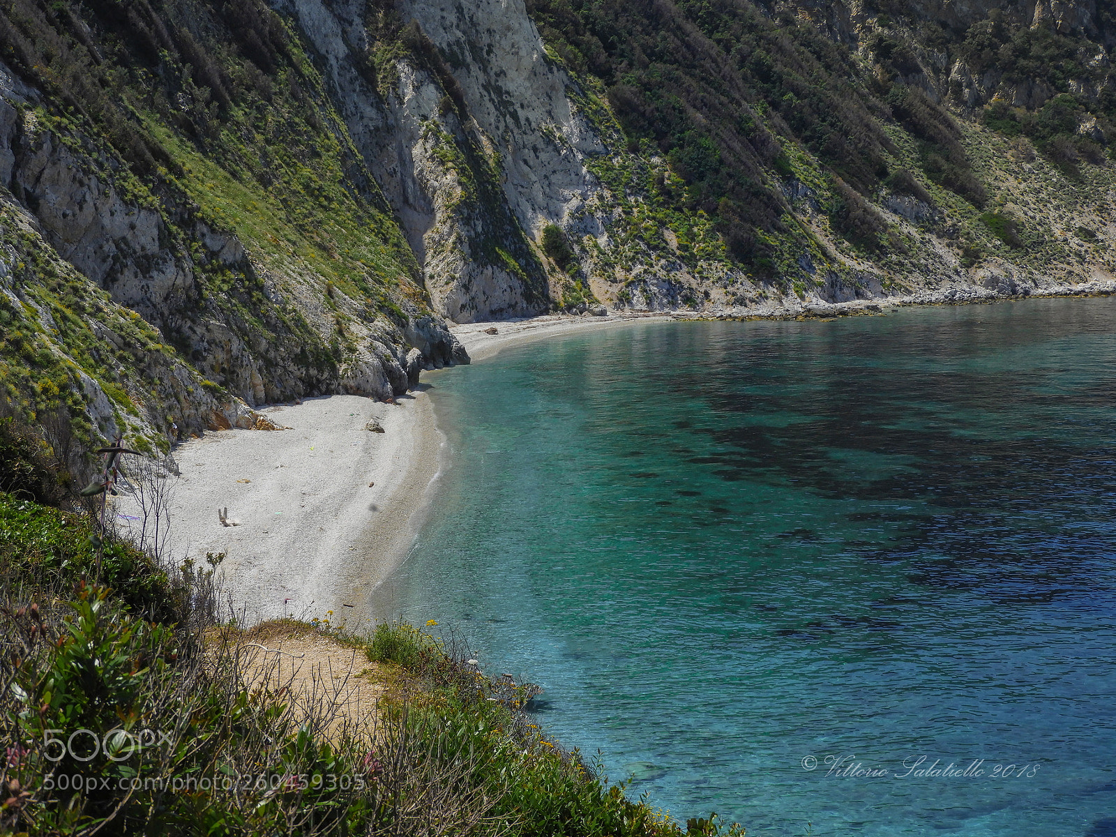 Nikon Coolpix B700 sample photo. Isola d'elba - spiaggia photography