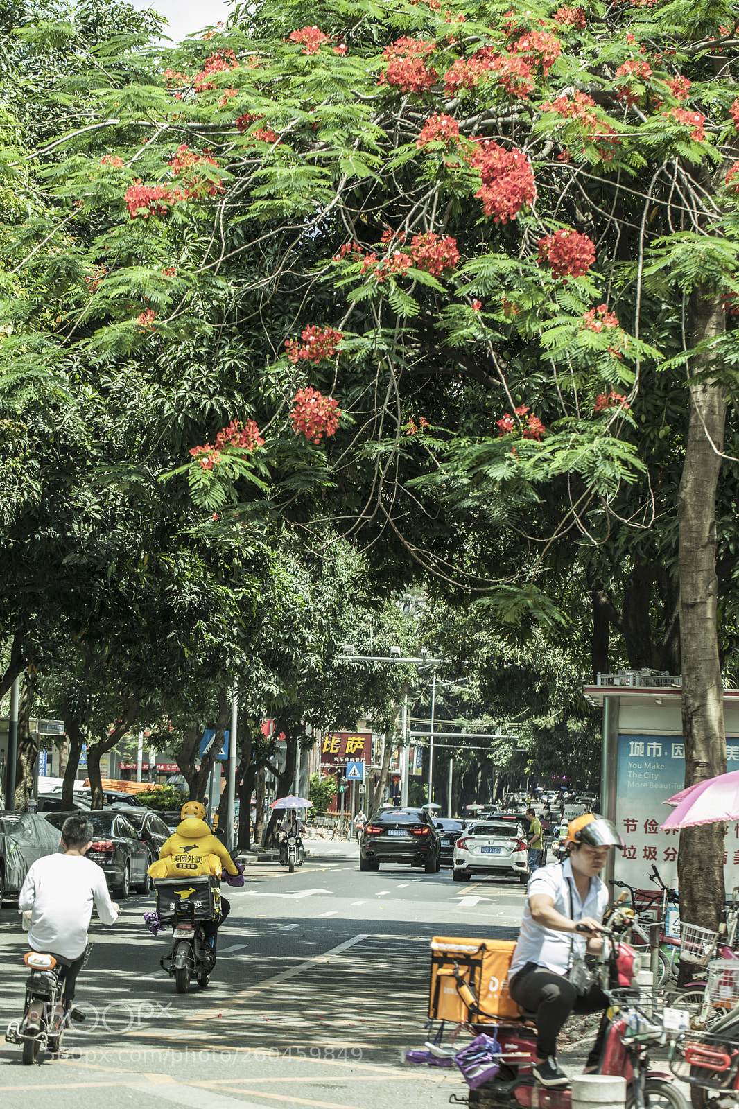 Canon EOS 5D Mark II sample photo. Urban street photography