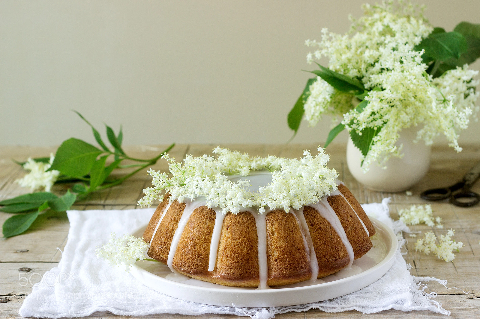 Canon EOS 600D (Rebel EOS T3i / EOS Kiss X5) sample photo. Lemon pie with a photography