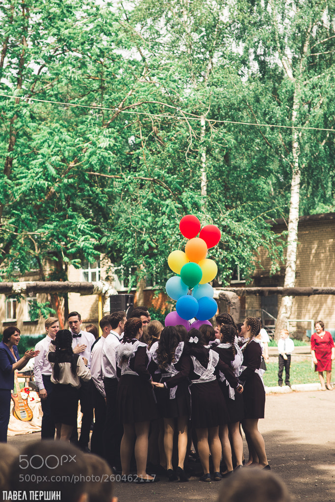 Canon EOS 6D sample photo. Last day in school photography