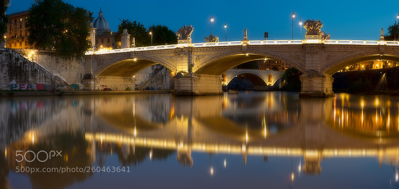Canon EOS 5D Mark IV sample photo. Along the tiber, rome photography