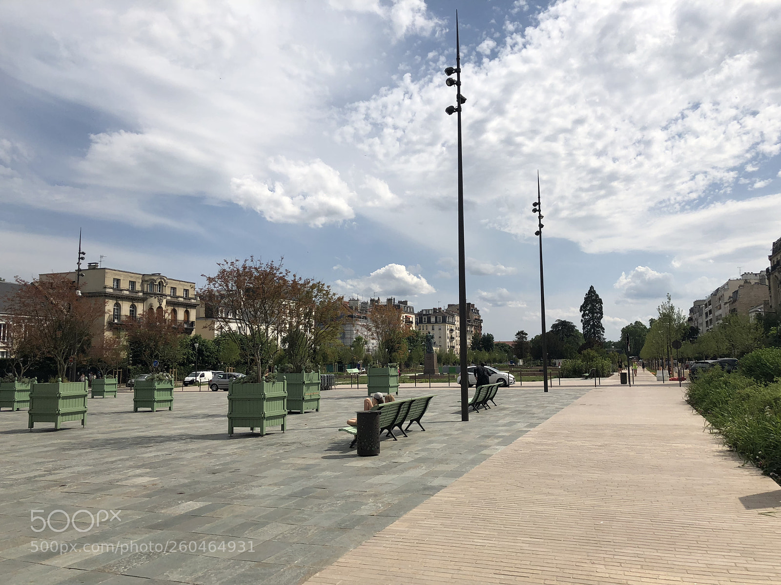 Apple iPhone X sample photo. Parvis mairie de vincennes  photography
