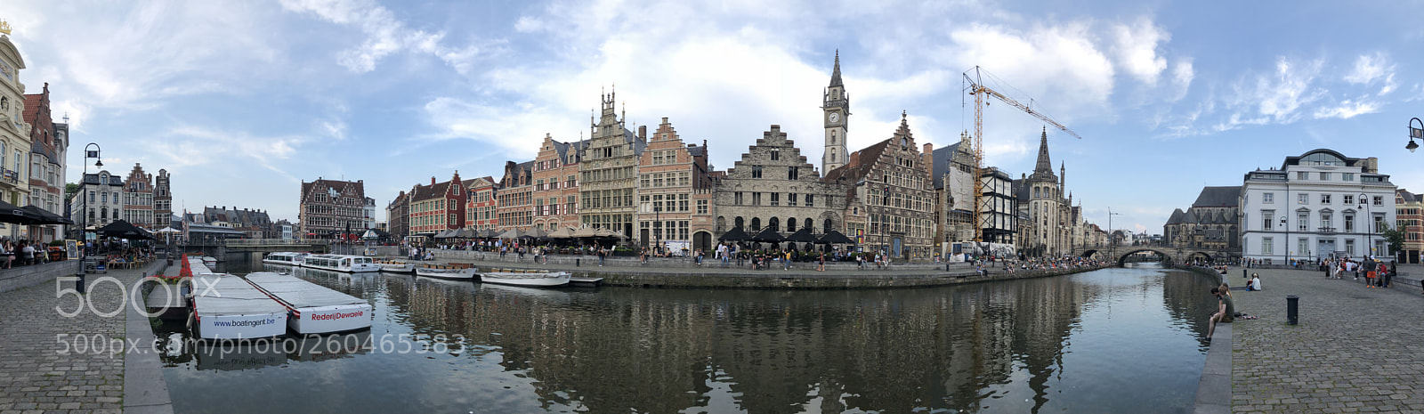 Apple iPhone 8 Plus sample photo. Inside photography