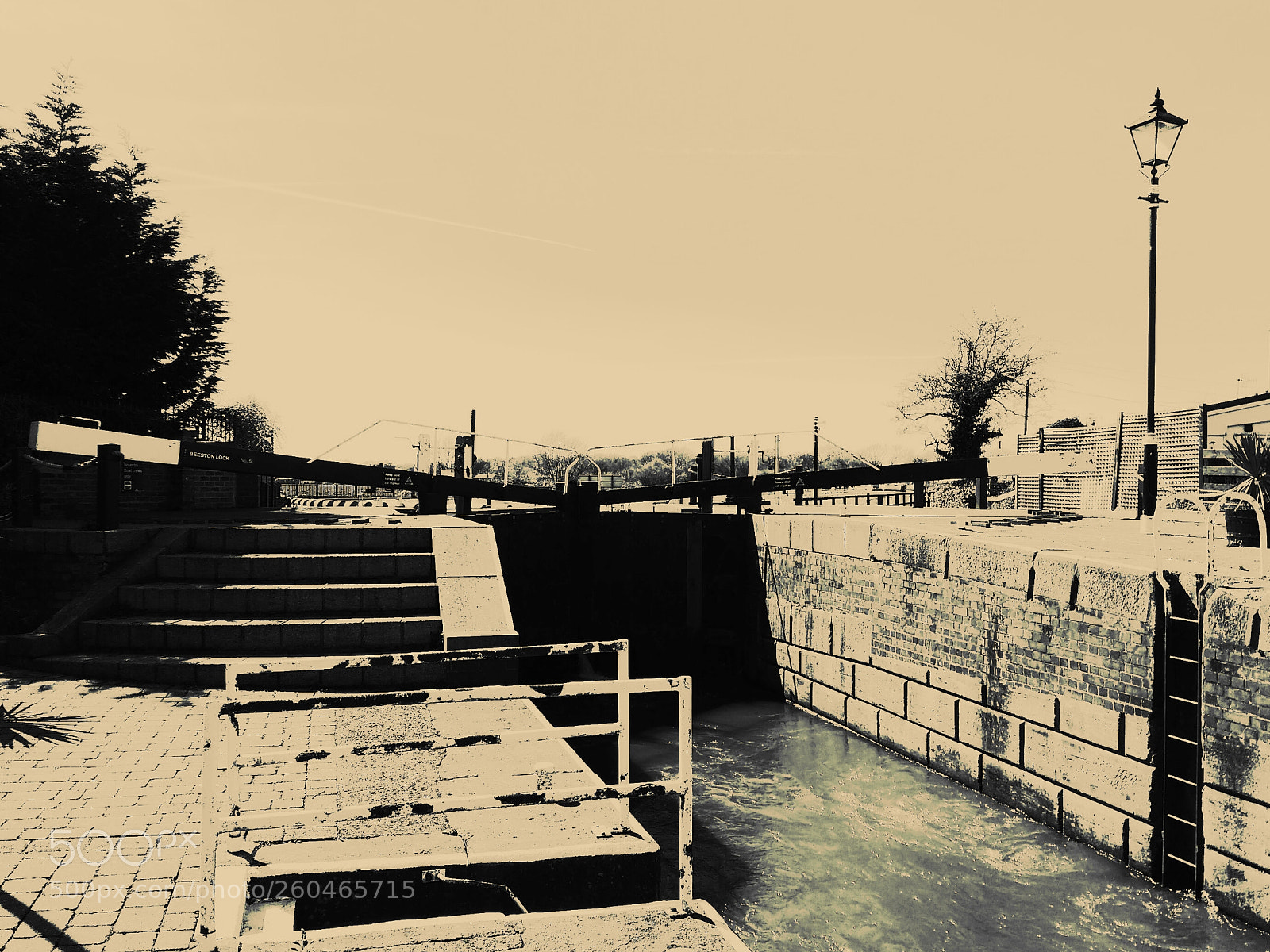 Motorola MotoG3 sample photo. Beeston lock in sepia photography