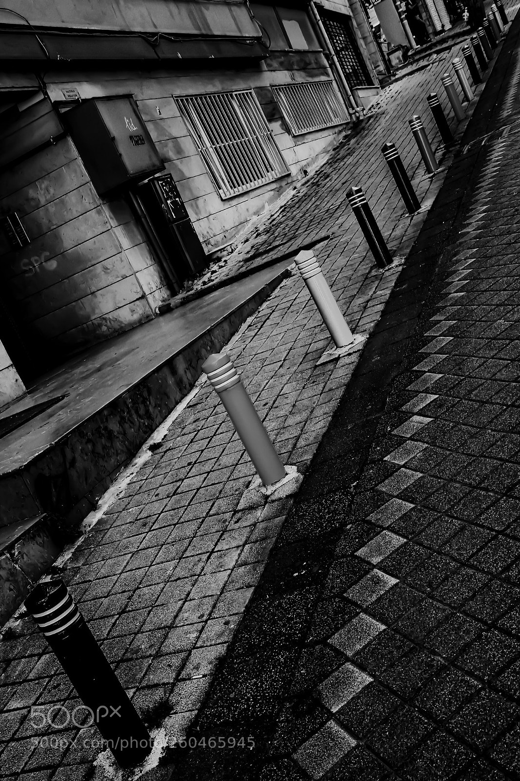 Canon EOS 60D sample photo. Dark city photography